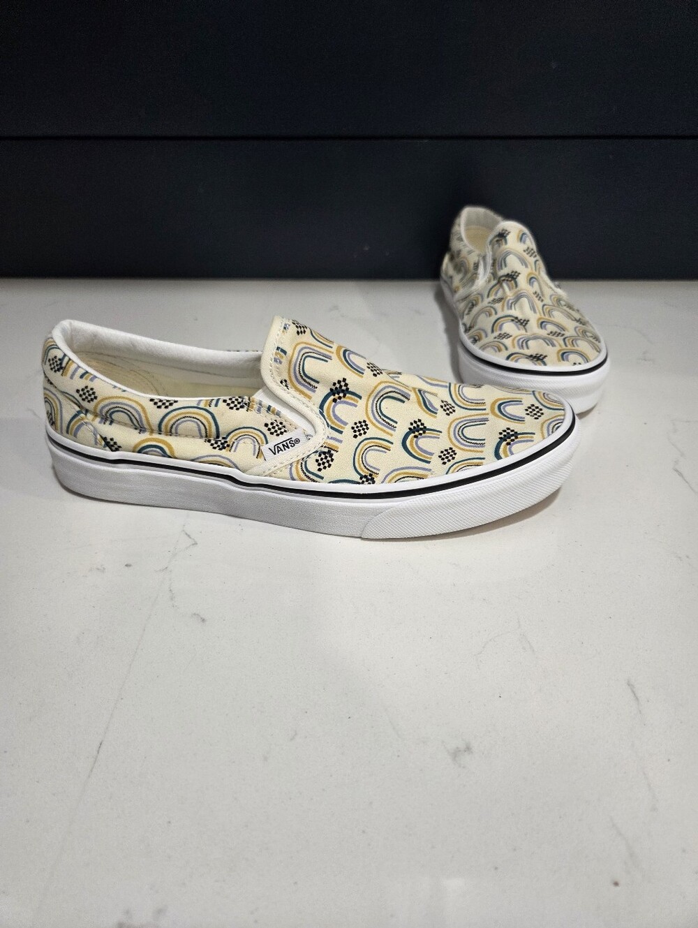 Vans Retro Rainbow  Women's Slip-On in Cream  Print Men 8 Womans 9.5